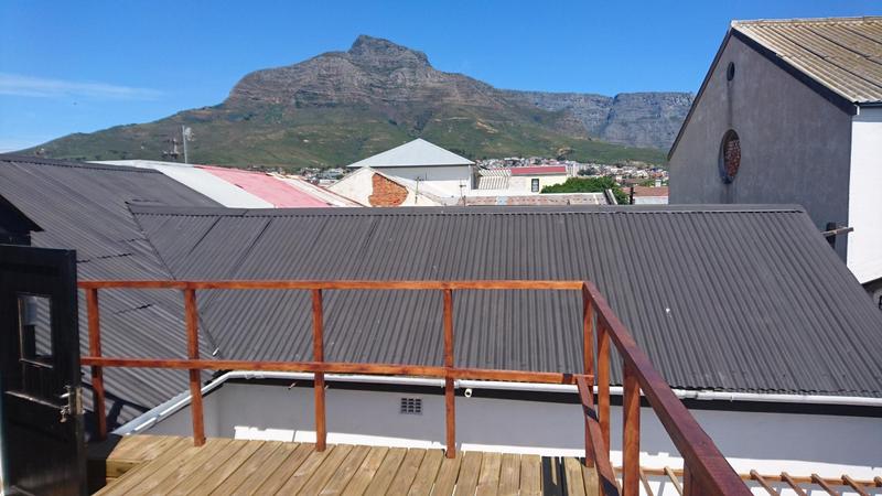 To Let 2 Bedroom Property for Rent in Woodstock Western Cape